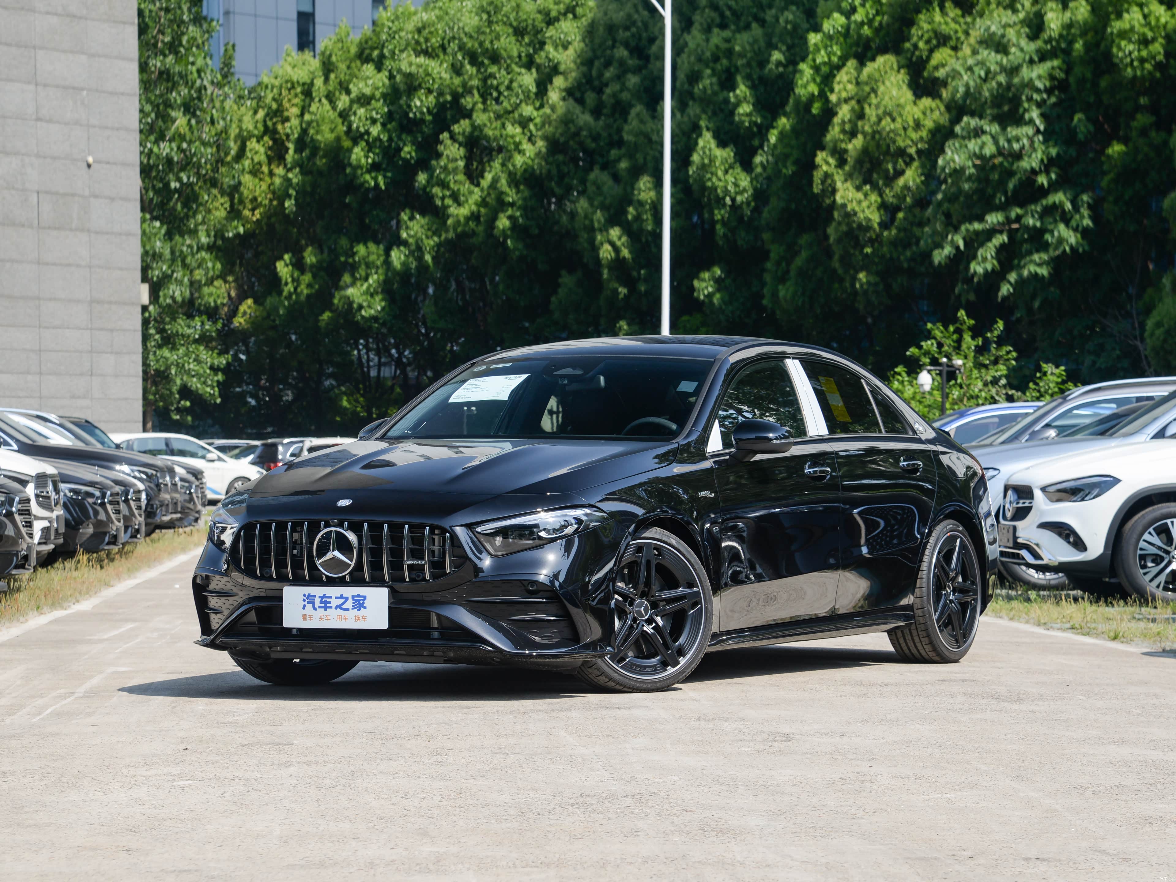 奔驰 奔驰A级AMG