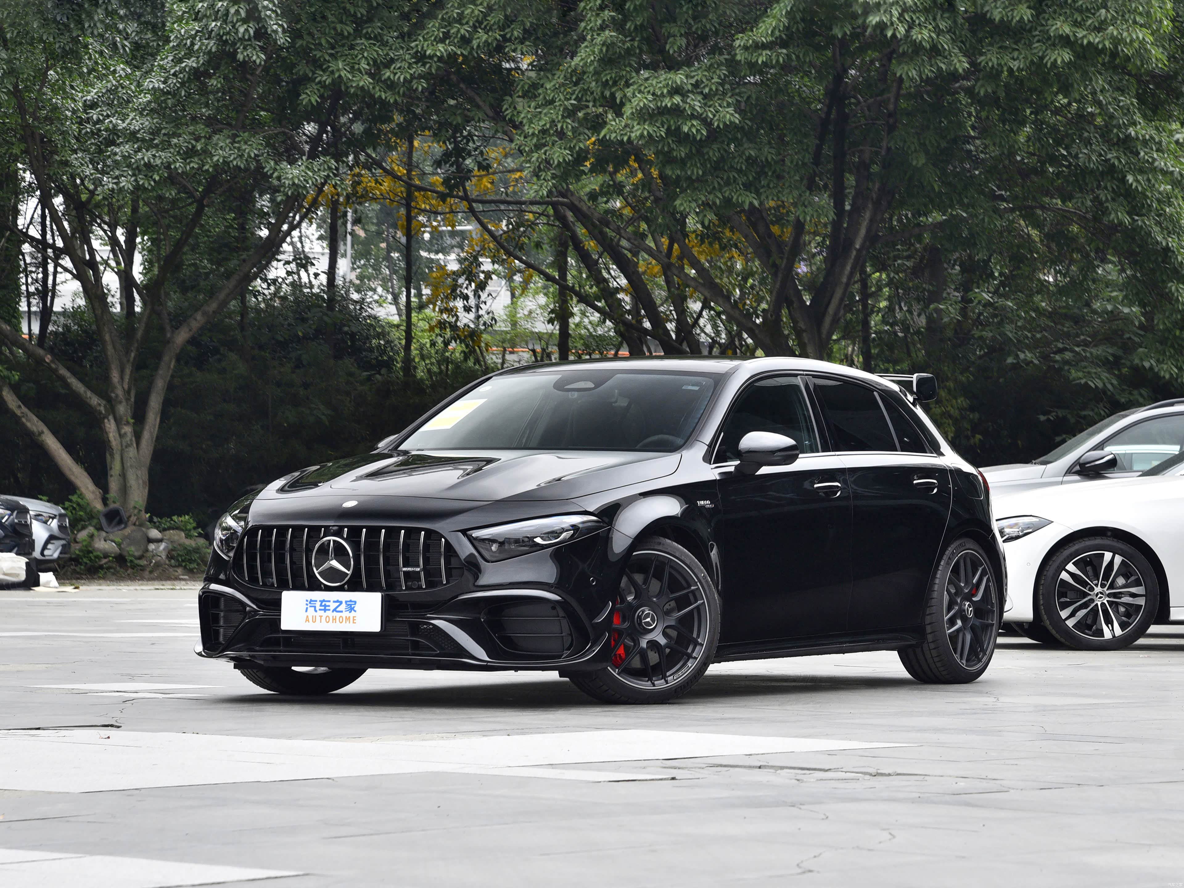奔驰 奔驰A级AMG(进口)